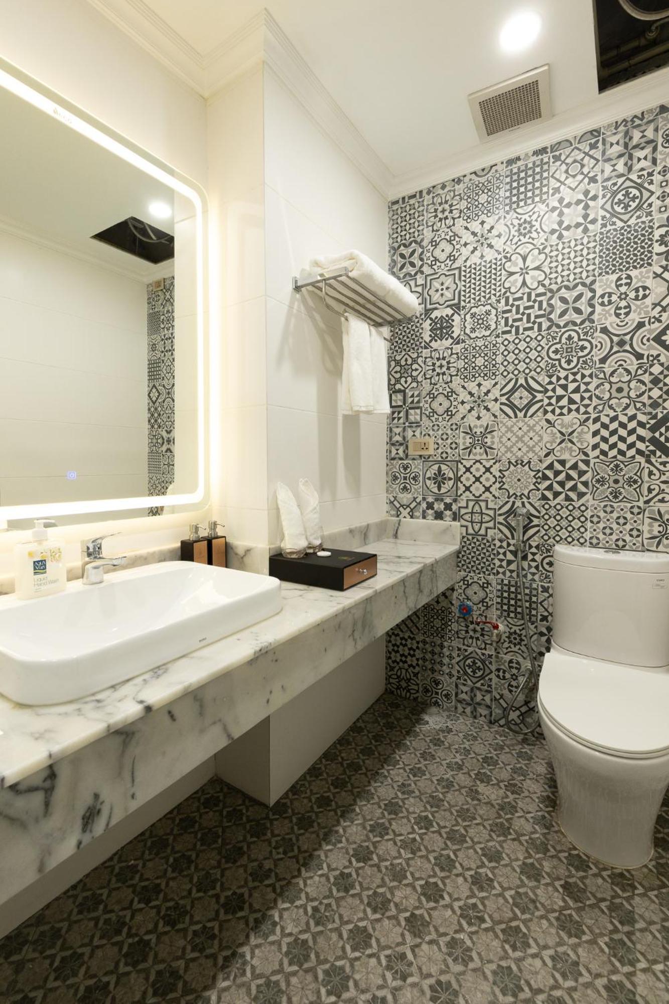 Sword Lake Hotel Hanoi Dış mekan fotoğraf